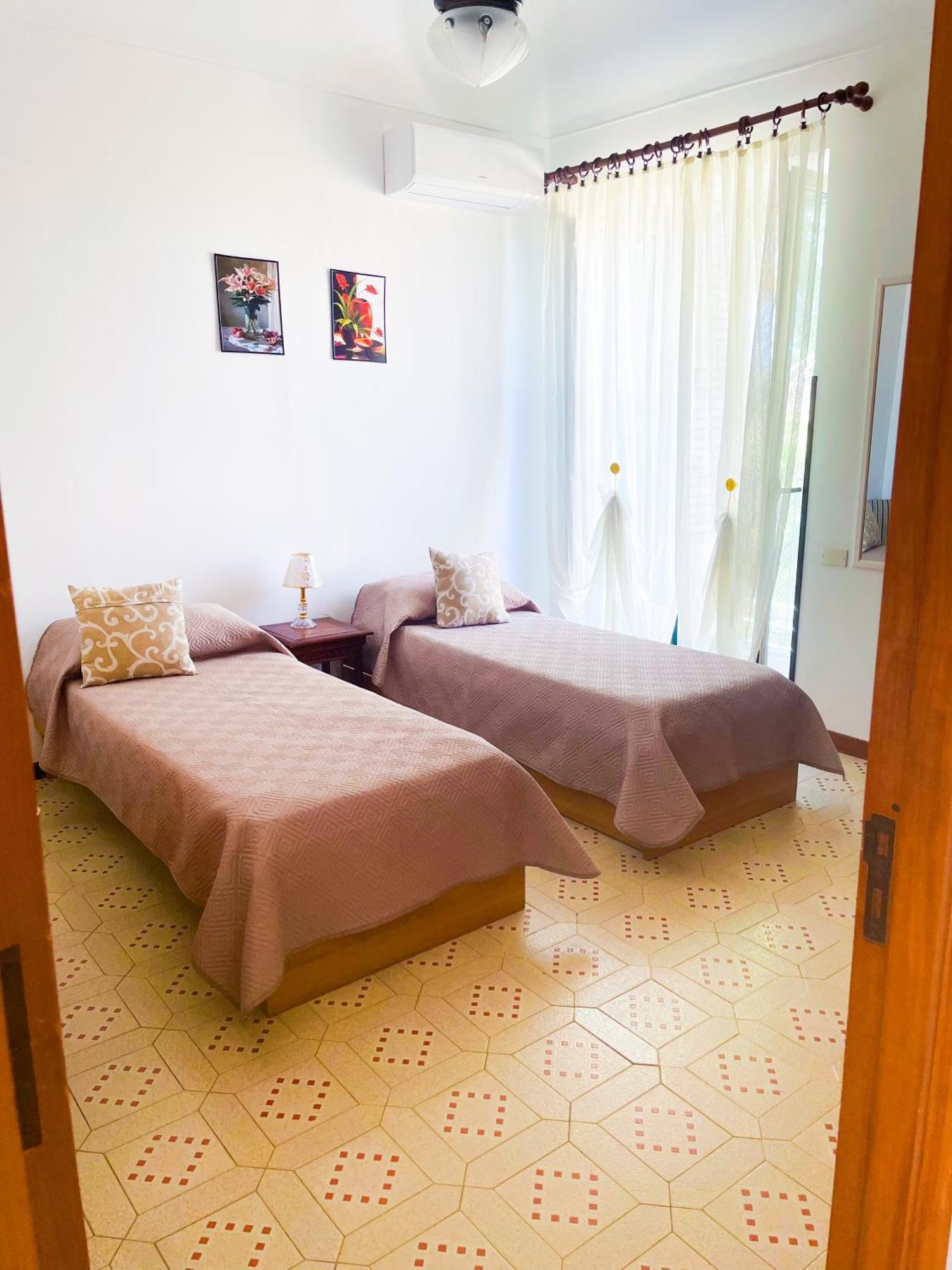 Domus Maris Villa Чефалу Екстериор снимка
