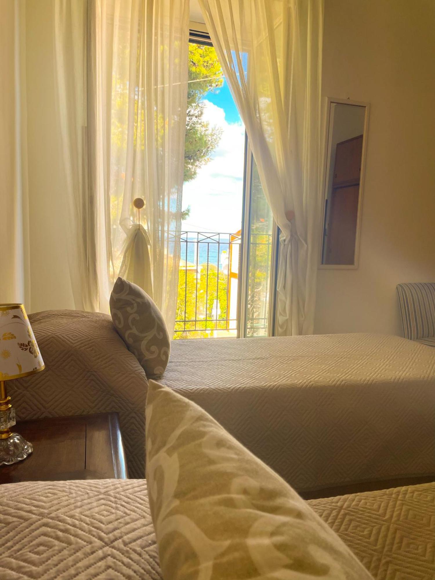 Domus Maris Villa Чефалу Екстериор снимка